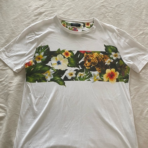Zara Other - Zara tropical t shirt